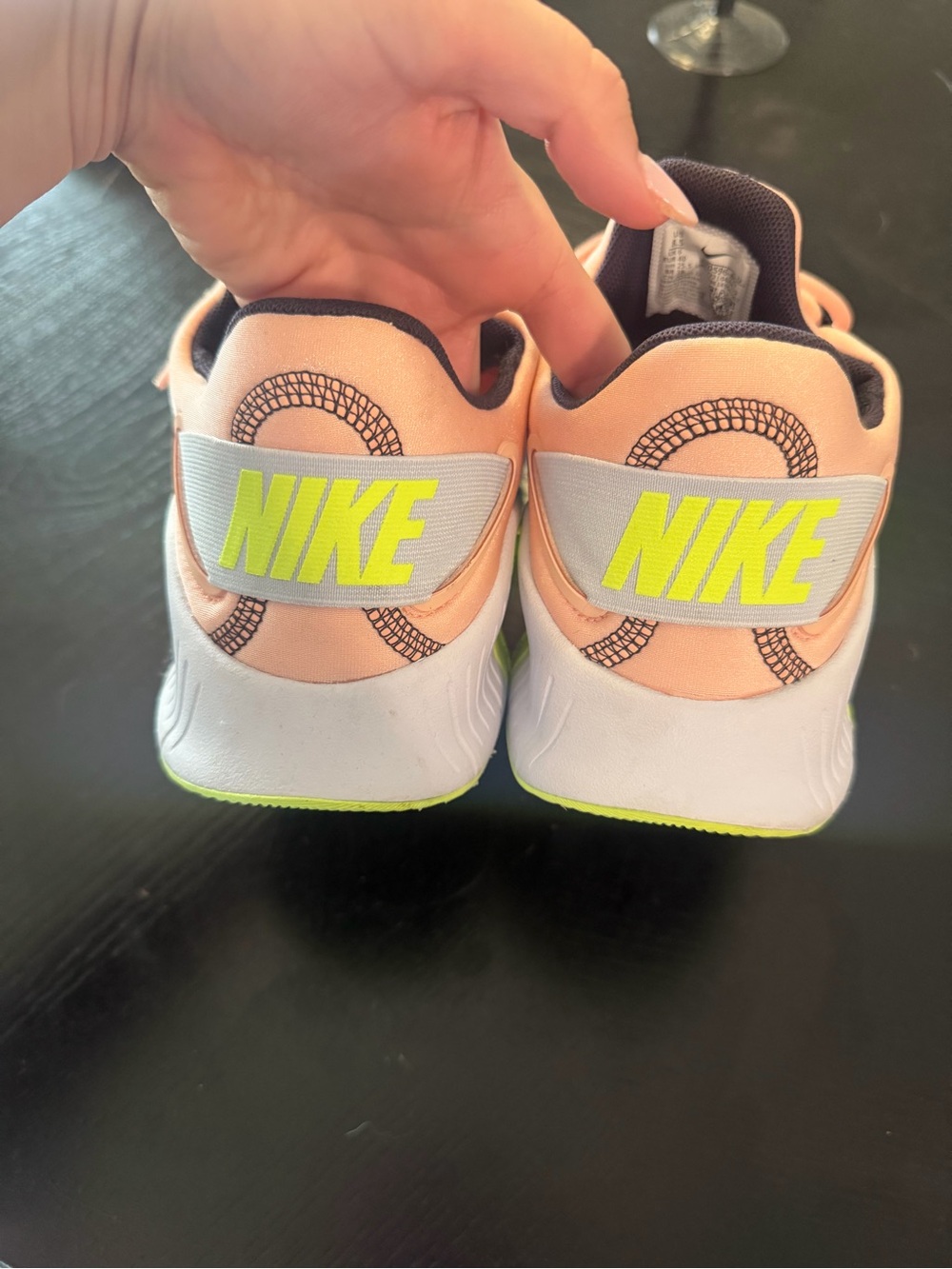 Nike women’s Metcon sneakers - Picture 3 of 5